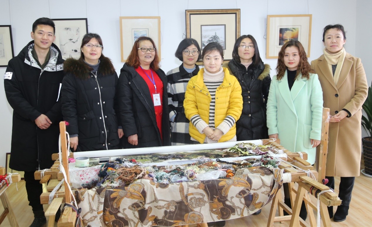 弘扬雷锋精神  情暧托养中心