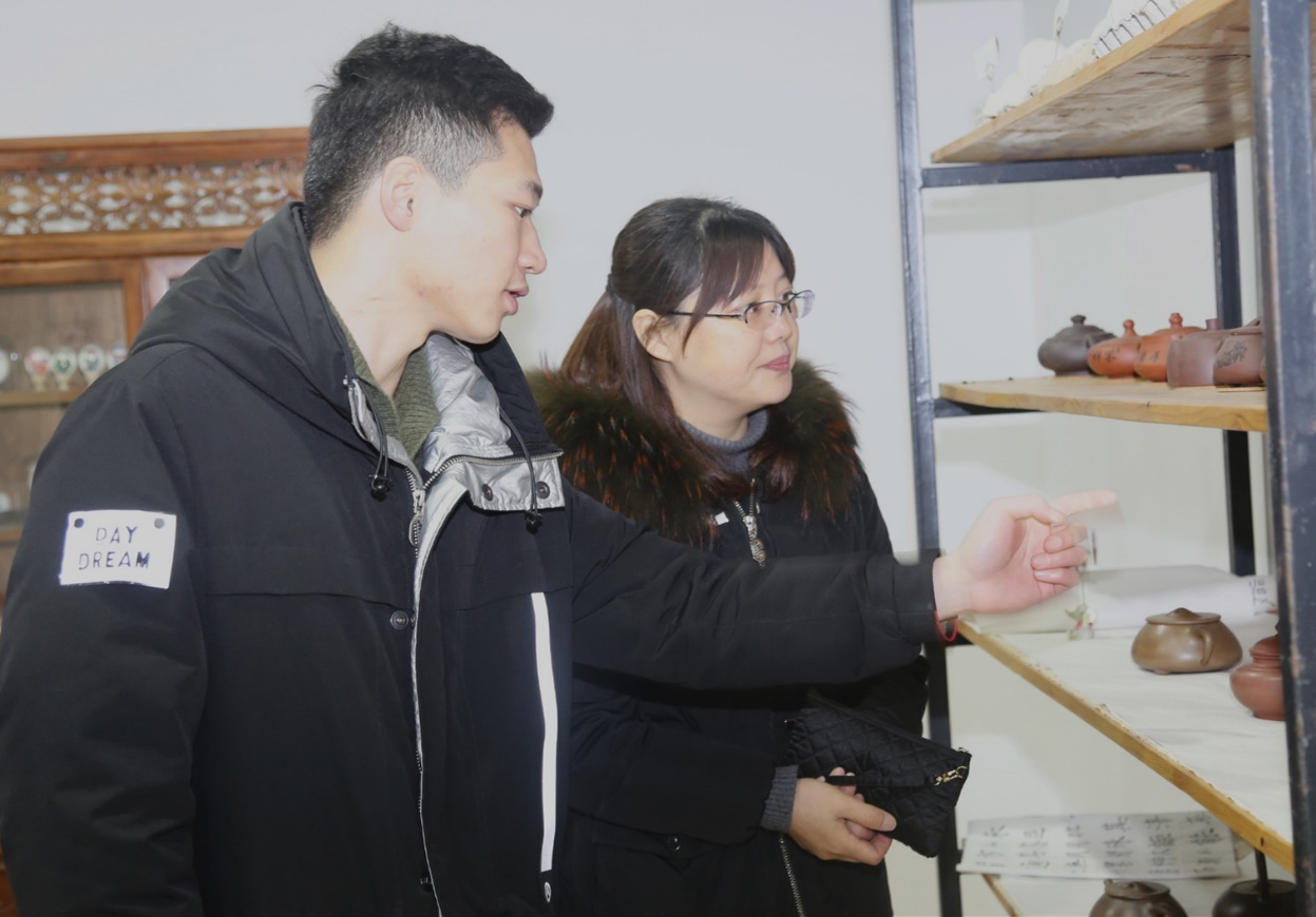 弘扬雷锋精神  情暧托养中心