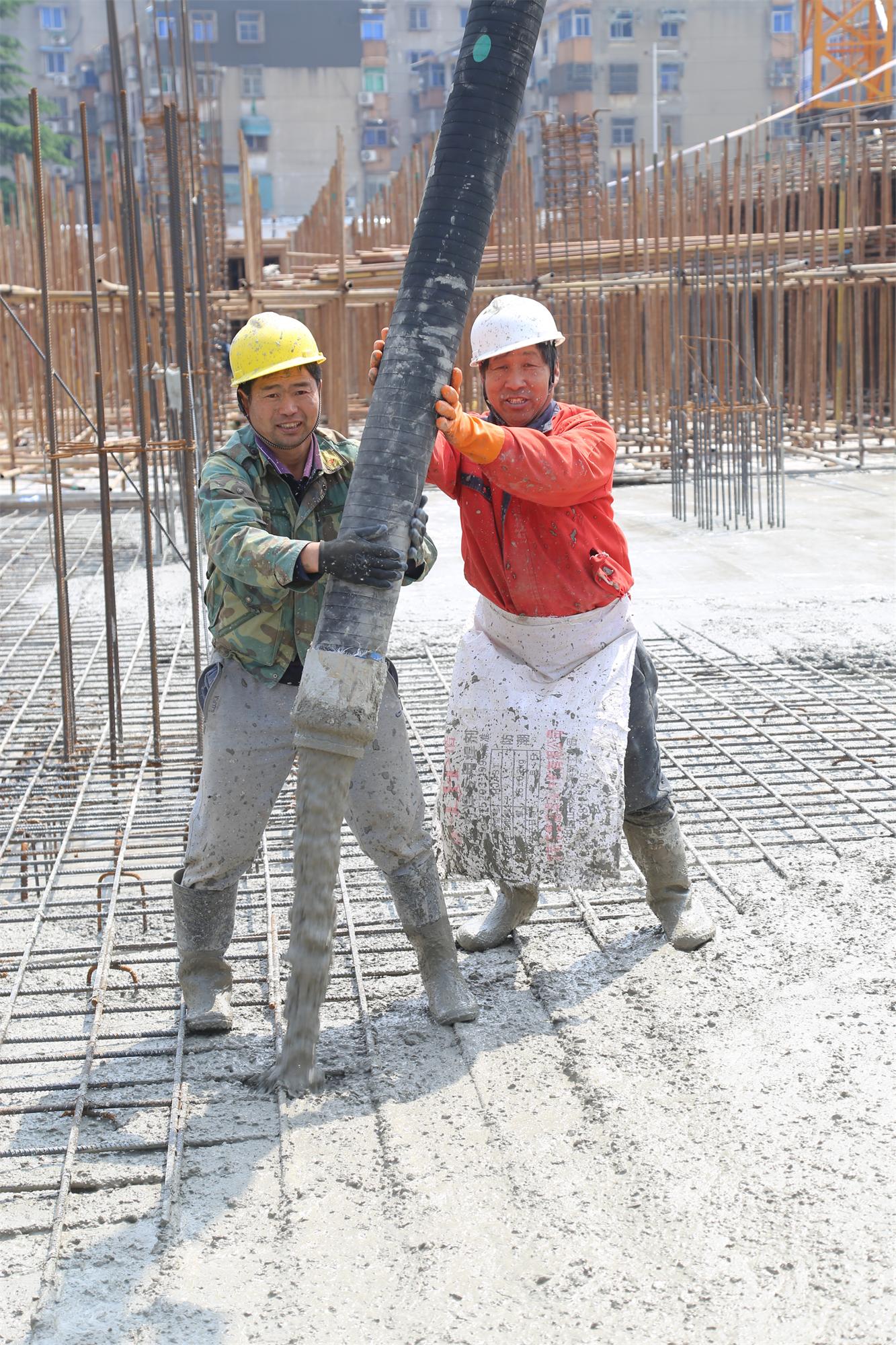 今起市健康路全民健身中心工程进入主体结构施工阶段