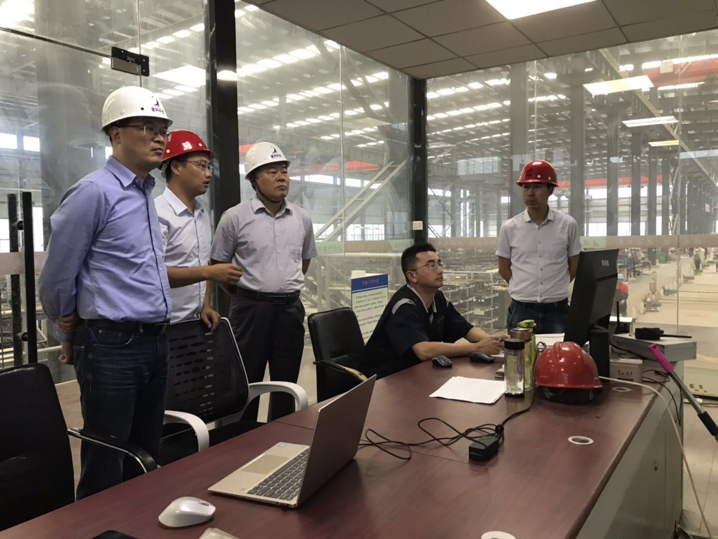 协会名誉会长鄂金书现场调研建筑现代化产业基地